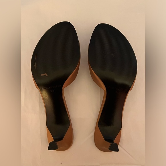 Enzo Angiolini Eaaretina Gold Satin Jeweled Heels Size 9 Medium - Picture 8 of 11